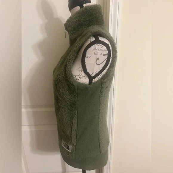 The North Face Women's Olive Fleece Vest - Picture 2 of 5
